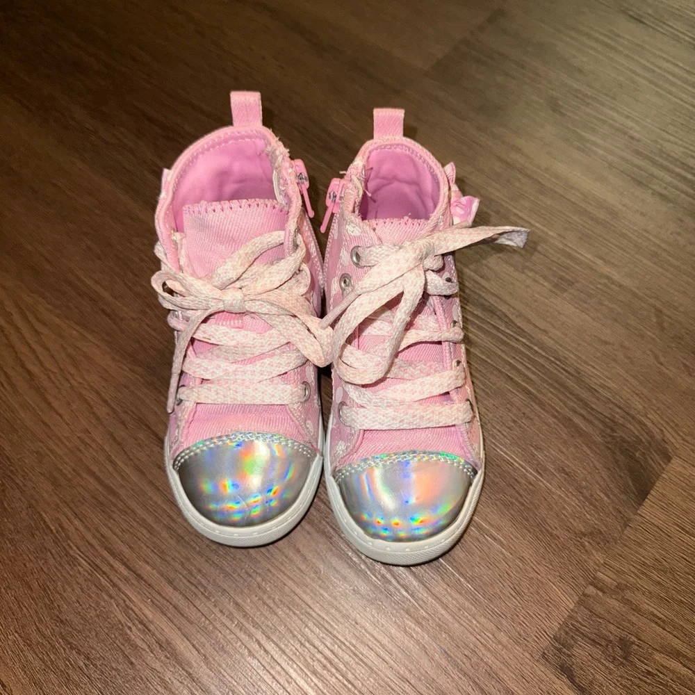 Minnie Mouse High-Top Lace-Up Sneakers (7) - Picture 2 of 6